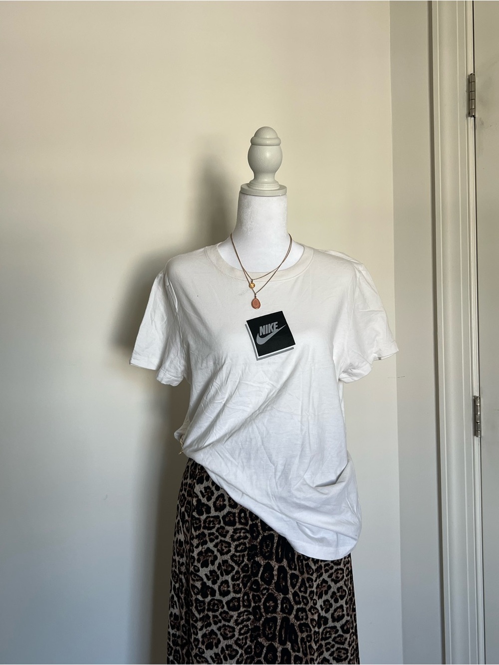 Nike White Logo Crewneck T-Shirt